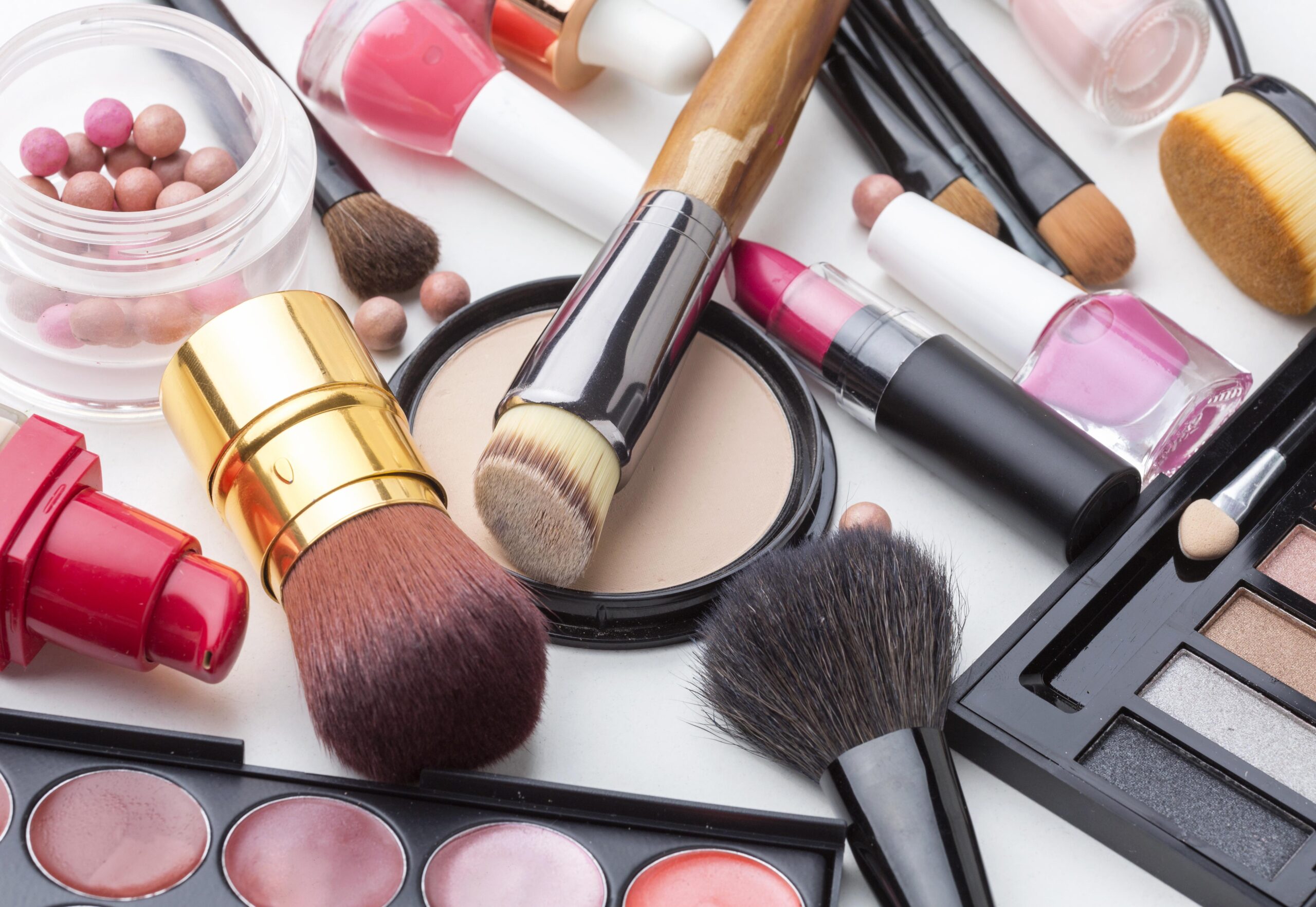close-up-collection-make-up-beauty-products