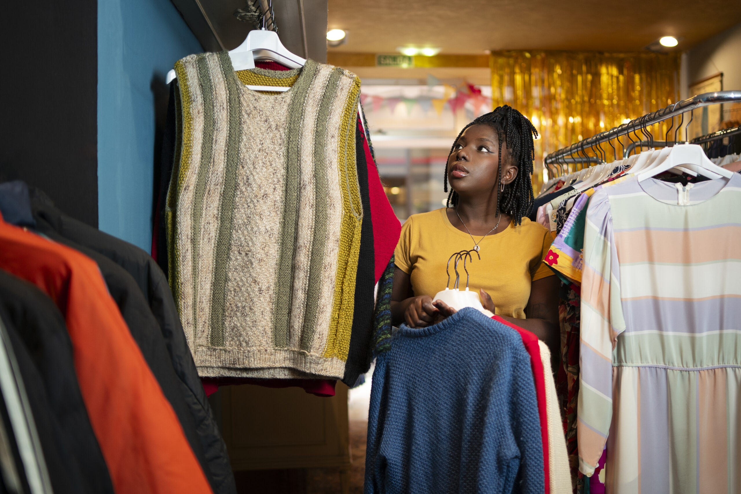 woman-shopping-thrift-store